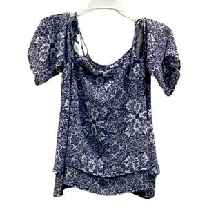 Xhileration blue and white off shoulder Top S
